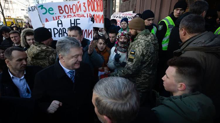 Дойти до 25%. За счет чего растет рейтинг партии Порошенко и почему этому рады далеко не все его соратники