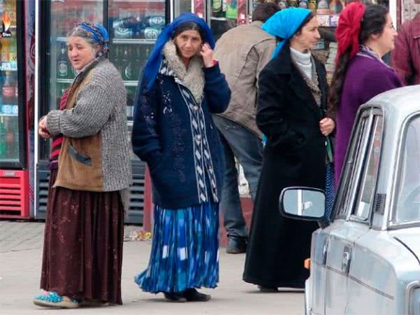На Херсонщине ромы открыли подпольный рынок