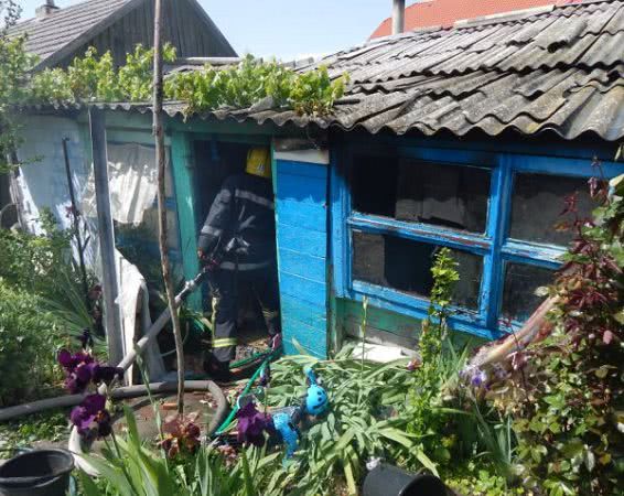 У Скадовську ліквідовано пожежу у приватному секторі