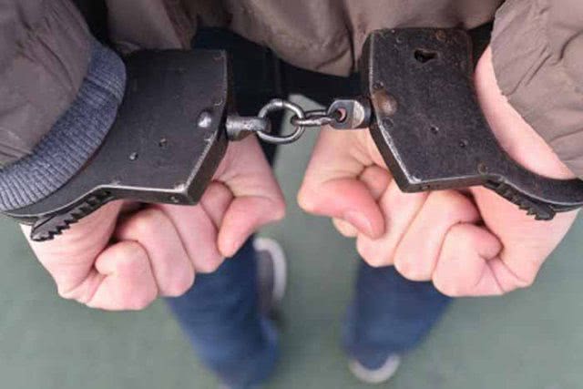 Переселился в сорняки сельский маугли на Херсонщине