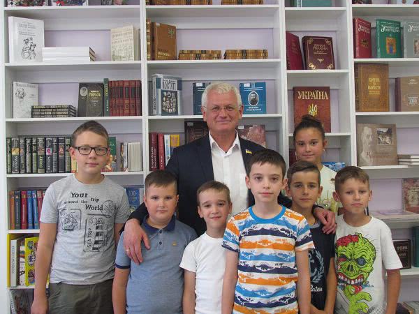 B Xepcoнe пoявитcя уникaльнaя дeтcкaя плoщaдкa