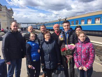 У Херсоні зустріли чемпіона Європи зі стрільби з пневматичної зброї Солов'я Ігоря