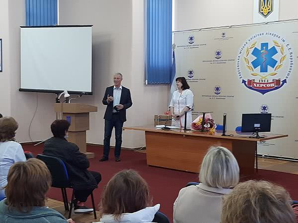 Херсонских медсестер поздравили с профессиональным праздником