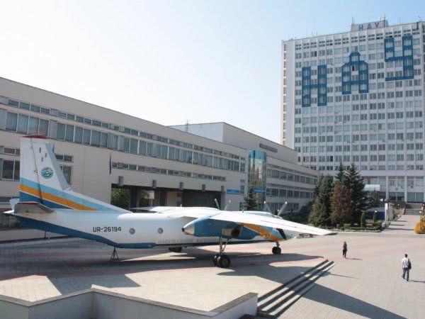 В Минздраве назвали дату открытия учебных заведений