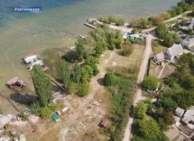 Так кто же владелец "лодочной станции" в Каховке? Журналистское расследование