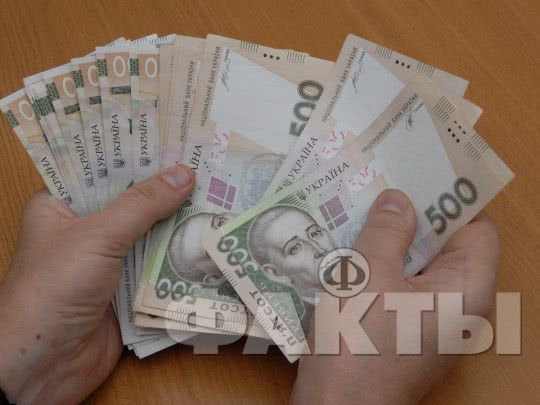 Не такие, как все: в ЦИК придумали, как получать зарплату в 300 тысяч гривен в обход решения Кабмина