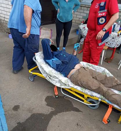 Рятувальники надали допомогу чоловікові, який впав у колодязь