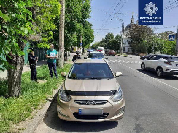 Патрульні оперативно розшукали автомобіль за орієнтуванням