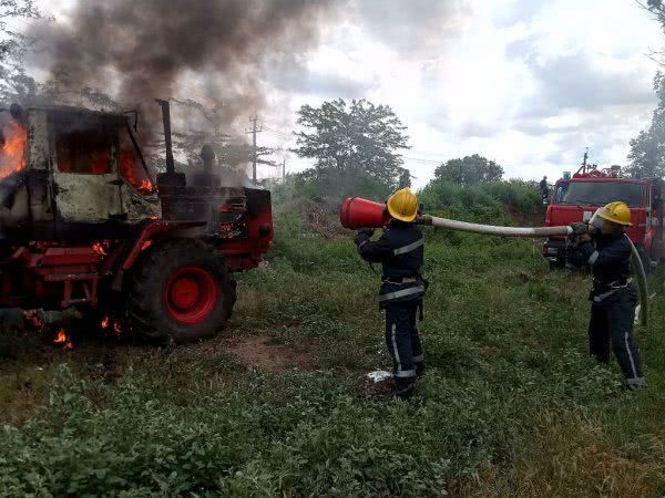 У Каховці ліквідовано пожежу трактора
