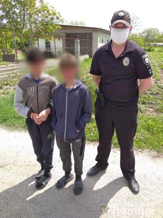 За вихідні дні поліцейські розшукали та повернули рідним 5 зниклих дітей