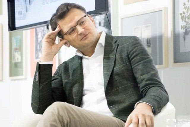 Кулеба - о закрытых границах: Никто украинцев держать взаперти не собирается