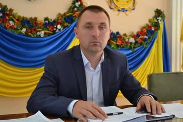 В Олешках активисты заявили о причастности главы райсовета к хищениям песка из заповедника
