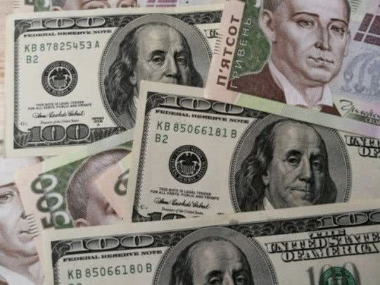 Что будет с курсом доллара в мае: прогноз экспертов