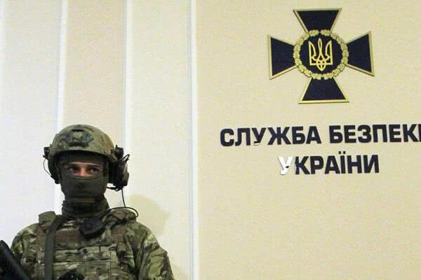 СБУ могут обязать следить за моралью: в законопроекте Зеленского нашли важный нюанс
