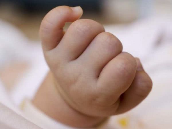 На Херсонщине полиция выясняет обстоятельства, по которым двухмесячный ребенок оказался в больнице в тяжелом состоянии
