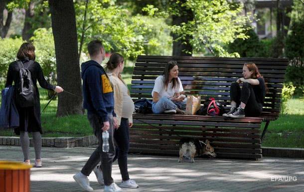 Ученые ожидают спад пандемии в Украине в конце мая