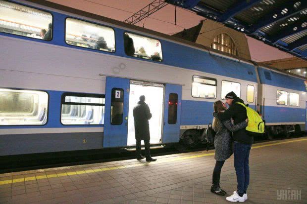 В Украине откроют продажу билетов на поезд онлайн - названы сроки и цены