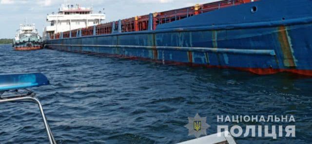 Работники водной полиции второй раз за месяц разоблачили владельца судна в незаконном бизнесе