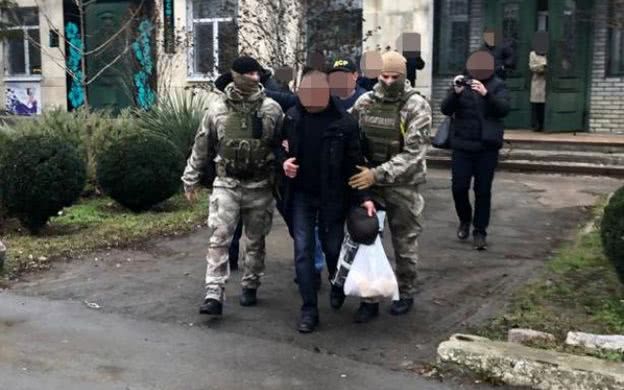 Депутата облсовета Парицкого будут судить за вымогательство