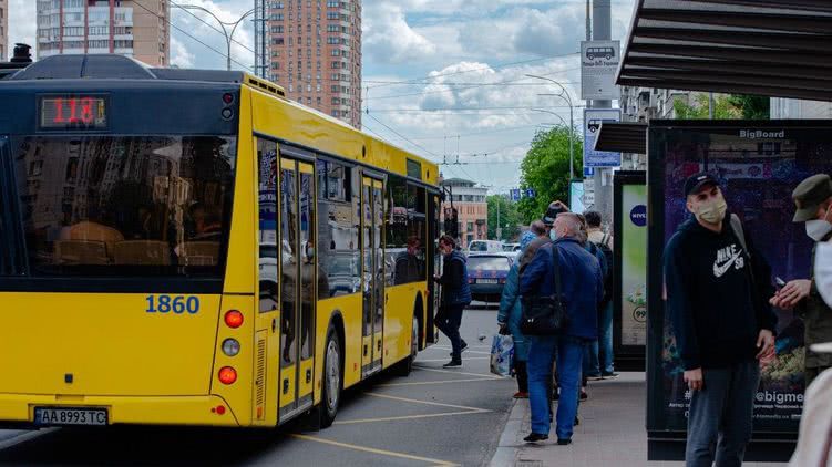 Метро - с 25 мая, самолеты - с 15 июня. Озвучены этапы возобновления работы транспорта в Украине