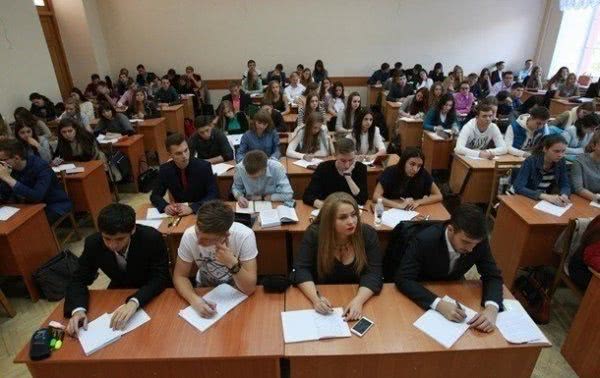 Отмена ВНО: как закон повлияет на вступительную кампанию