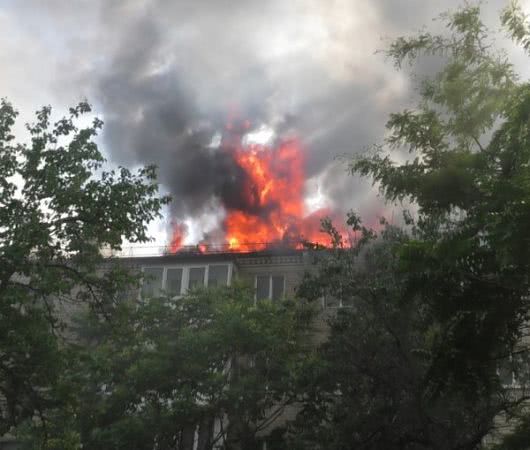 У Херсоні ліквідовано пожежу в п'ятиповерхівці