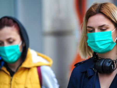 Ответственность за несоблюдение масочного режима в помещениях и общественном транспорте хотят усилить
