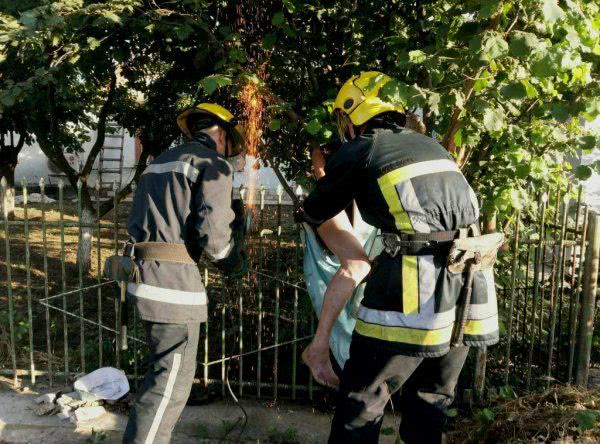 Каховські рятувальники деблокували травмованого чоловіка