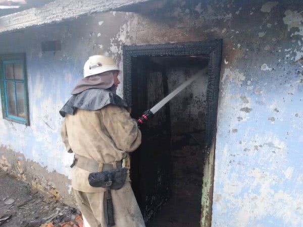 Білозерські вогнеборці ліквідували пожежу у приватному будинку