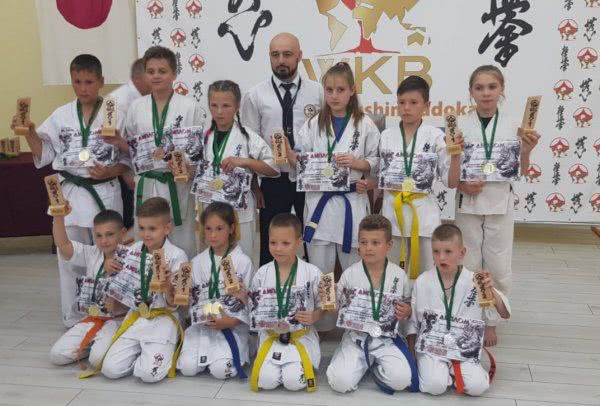 Херсонські каратисти з новими досягненнями