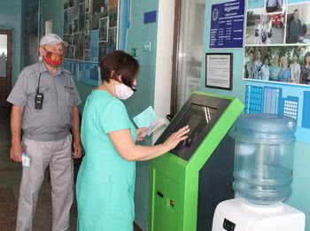 У  центрах прийому споживачів Водоканалу встановили платіжні термінали самообслуговування EasyPay