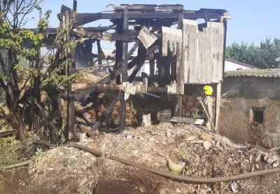 В Чаплинському районі пожежа знищила 150 тюків соломи