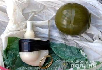 Поліцейські вилучили гранату та понад 200 автоматних набоїв у жителя Іванівського району