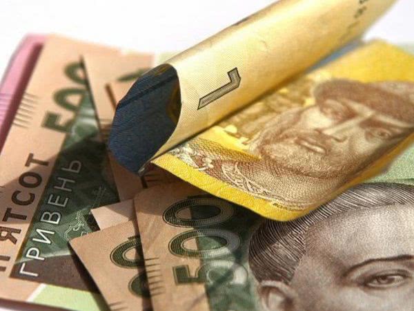 Гривна будет девальвировать – эксперт
