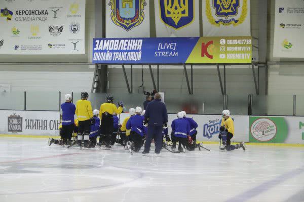 Хокейний клуб «Дніпро» розпочав підготовку до вирішальних ігор 4го сезону УХЛ