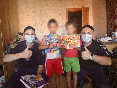 На Херсонщині поліцейські відвідали сім’ї, які постраждали від домашнього насильства