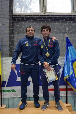 Випускник спортивного коледжу вдало виступив на чемпіонаті з вільної боротьби