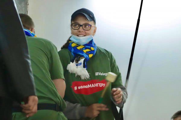 "Волю Мангеру" - болельщики херсонского хоккейного клуба выступили в поддержку его Президента