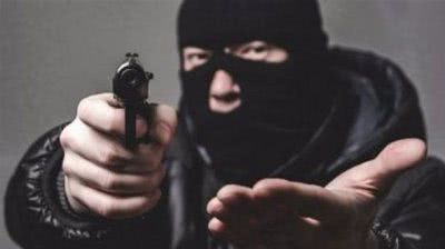 Чиновник от власти устроил перестрелку в центре города