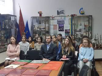 Першокурсників педфаку ознайомили з історією університету