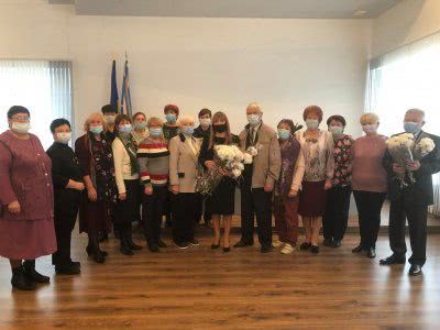 Новокаховські податківці привітали ветеранів із святом