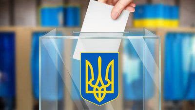 Декан Херсонського факультету ОДУВС подякував курсантам за службу на виборчих дільницях