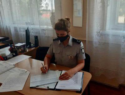 В Херсоні поліцейські склали адмінпротокол на батьків, чия дитина вчинила булінг щодо однокласника