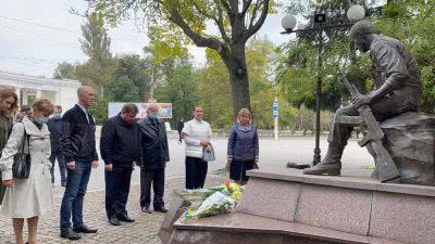 Сальдо: Незмінно віддаю повагу тим, хто героїчно боронив рідну землю