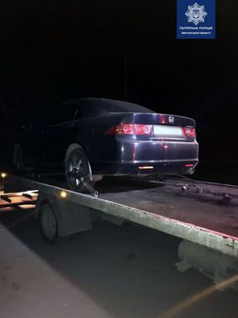 Патрульні інспектори зупинили п’яне подружжя