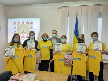 Підсумкова конференція школярів-волонтерів освітніх закладів Дніпровського району