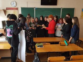 «Клініка, дружня до молоді»: Захисти себе від насильства