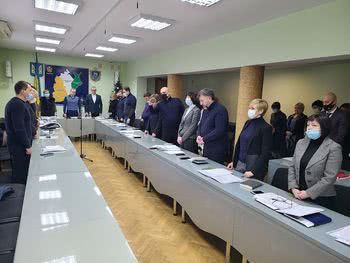 Колыхаев вводит новые традиции: заседание в горсовете начинается с молитвы