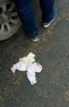 На Херсонщині поліцейські затримали групу крадіїв-гастролерів з Бахмута