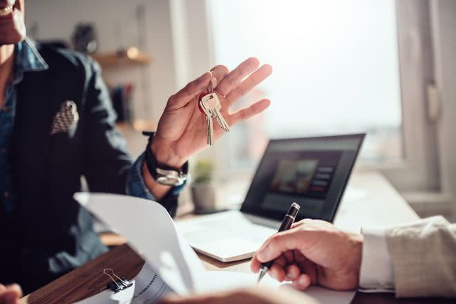 Украинцам продадут квартиры по новой схеме. Какие изменения подготовили в права инвесторов